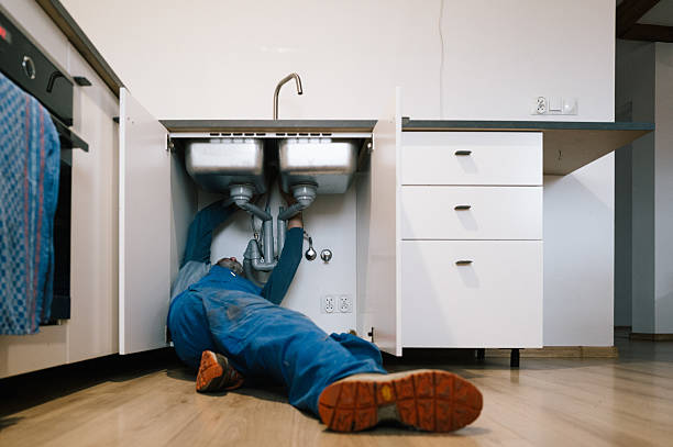 Professional Drain Cleaning technician working in Reynolds, IN